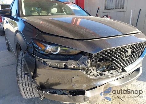 2024 Mazda Cx-30 2.5 S Preferred Package z USA, uszkodzony, nr VIN 3MVDMBCM5RM703182